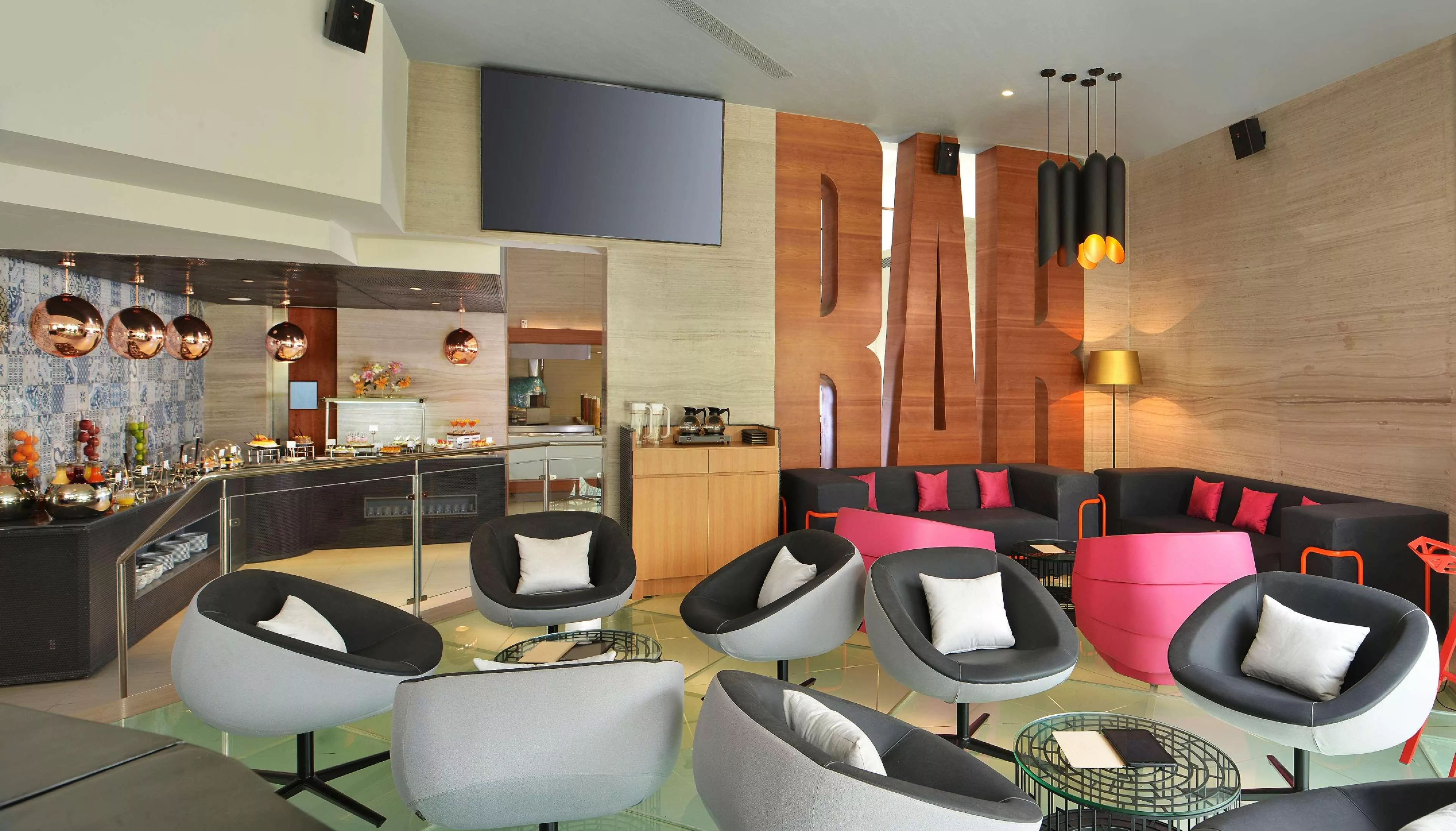 Radisson Bengaluru City Center